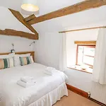 Thornyfield Barn 샬레