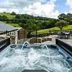 Thornyfield Barn Winster (Cumbria)