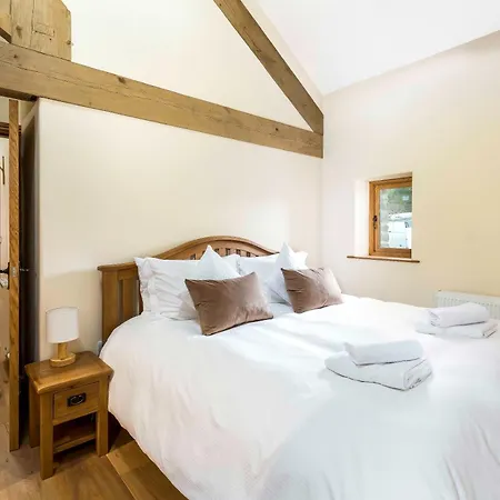 Thornyfield Barn Chalet Winster (Cumbria)