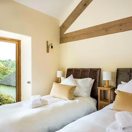 Thornyfield Barn Chalet Winster (Cumbria)