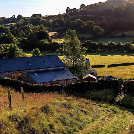 Thornyfield Barn Winster (Cumbria)